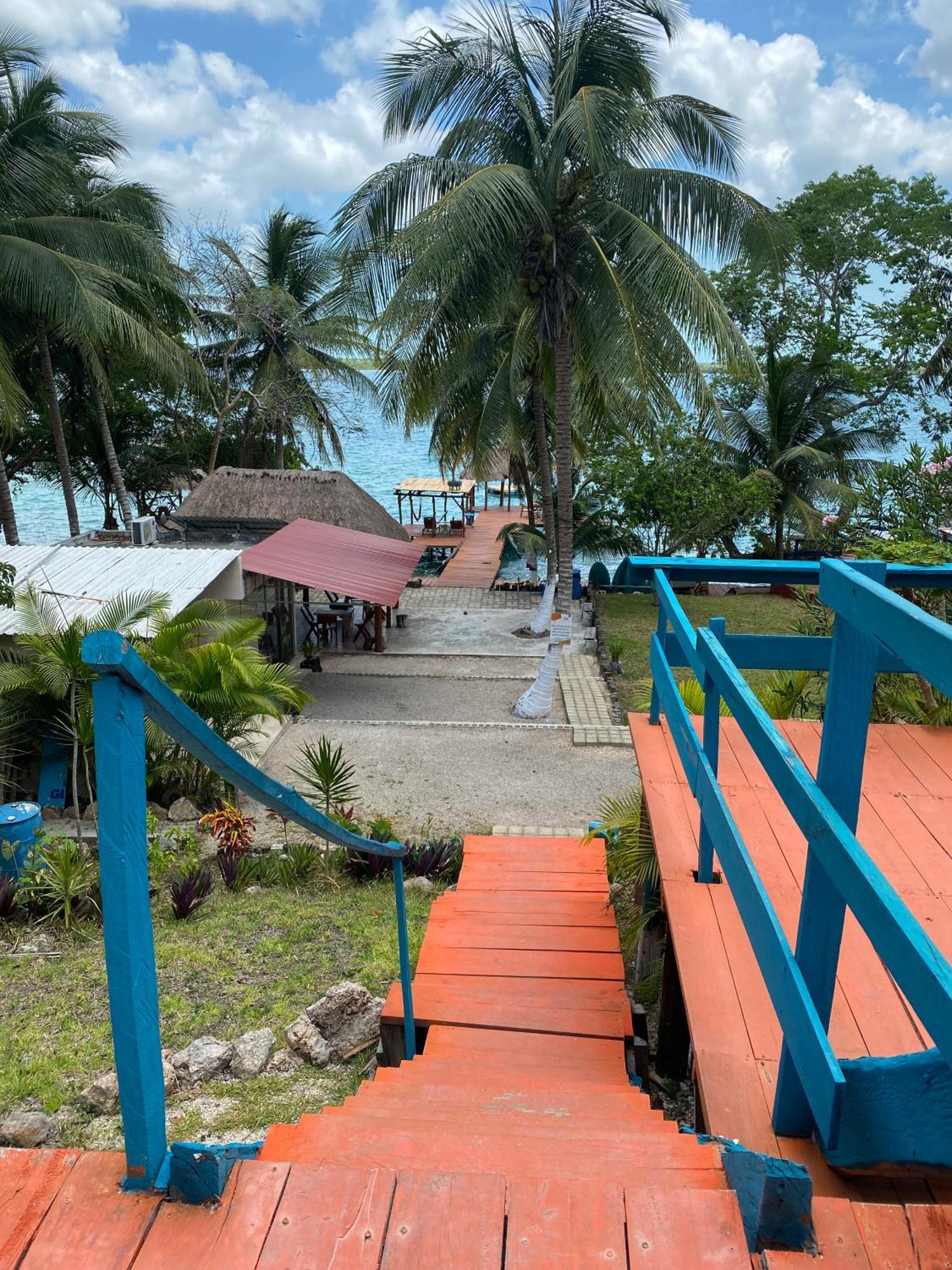 Apartment B 7 Blue Bacalar