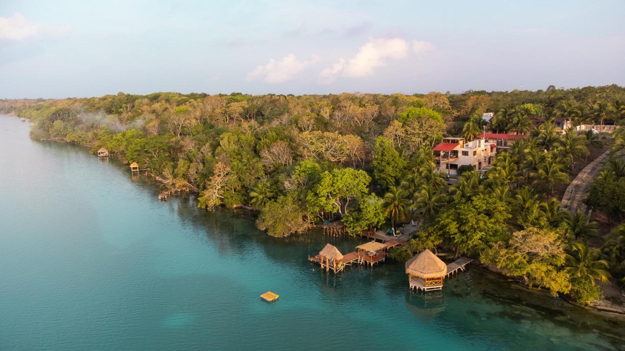Apartment B 7 Blue Bacalar