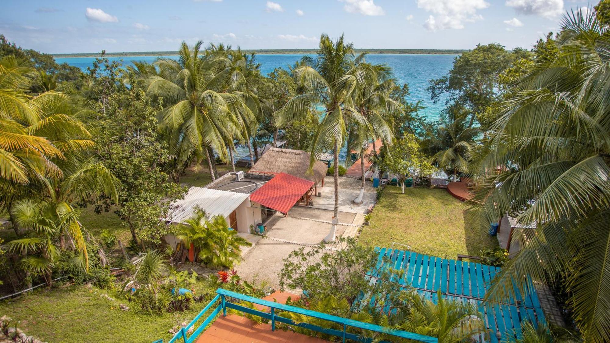 Apartment B 7 Blue Bacalar